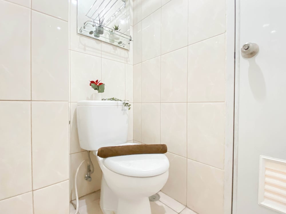 Strategic Studio At Apartment Springlake Summarecon Bekasi
