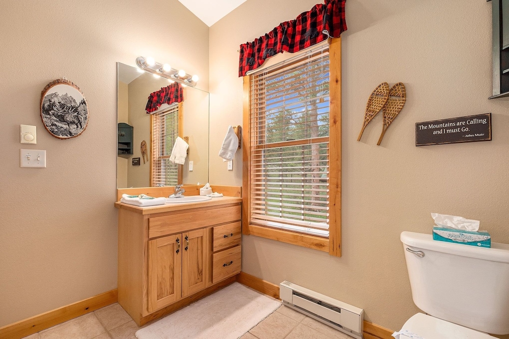 Solitude Condos - Estes Park CO
