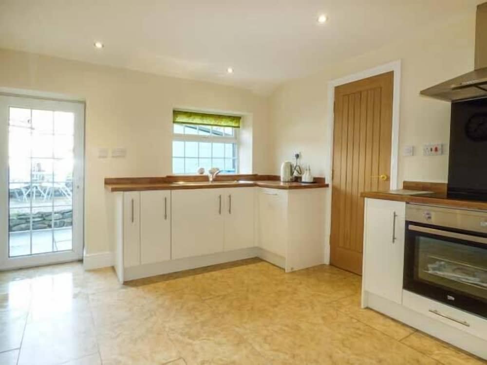 Mill Cottage view 4