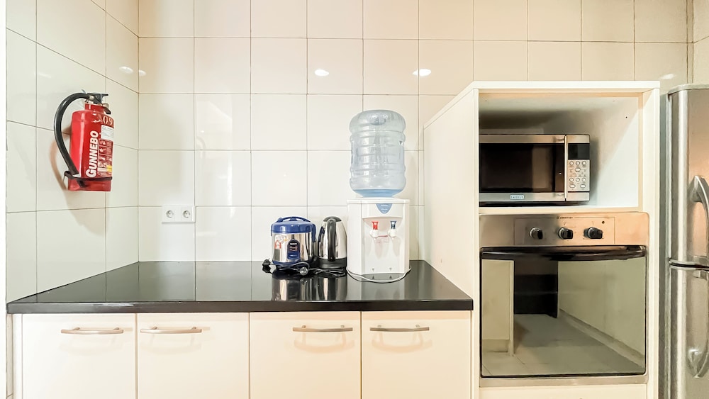 Contemporary Minimalist 2Br Apartment At Somerset Berlian Kebayoran Lama