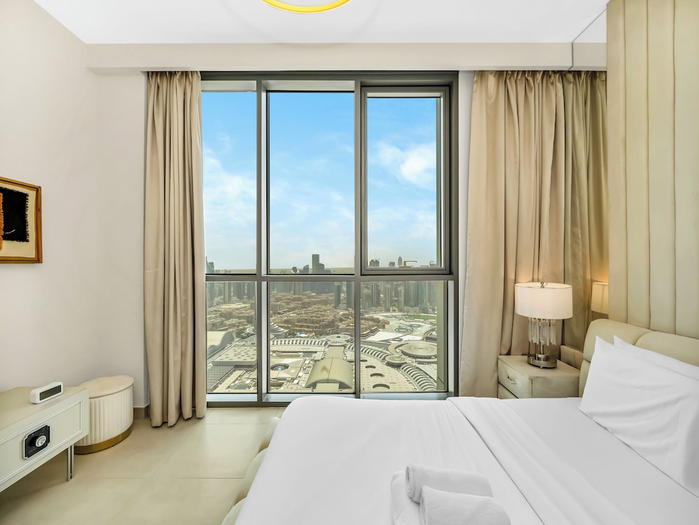 High Floor Burj Views over Dubai Mall