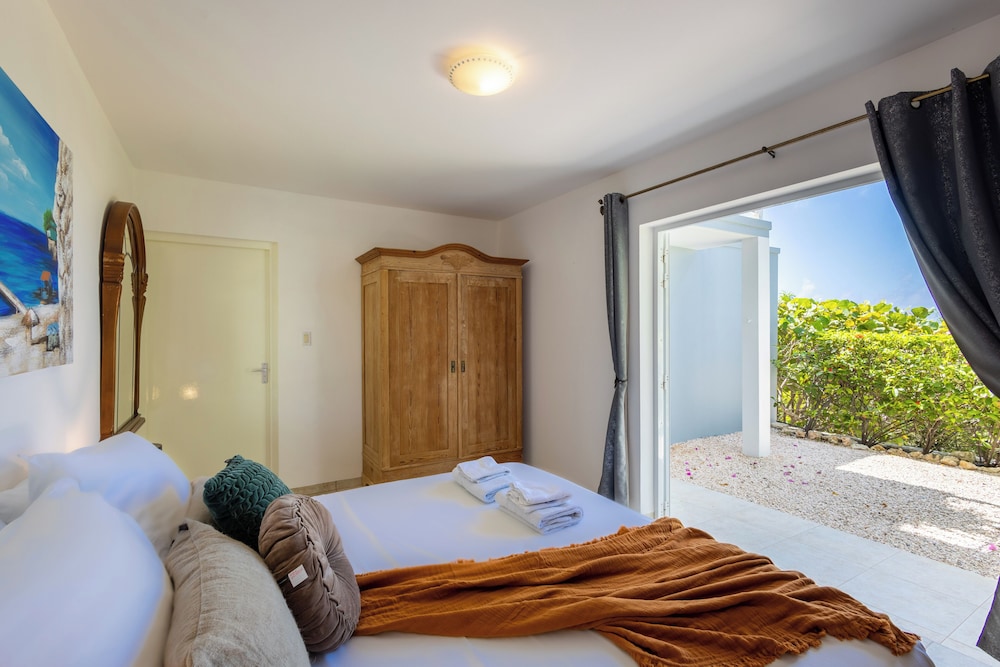 Coral Estate Holidays