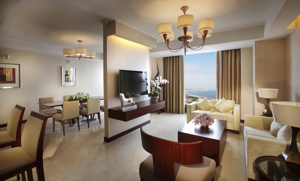 Yantai Vacations - Crowne Plaza Yantai Seaview, an IHG Hotel - Property Image 3