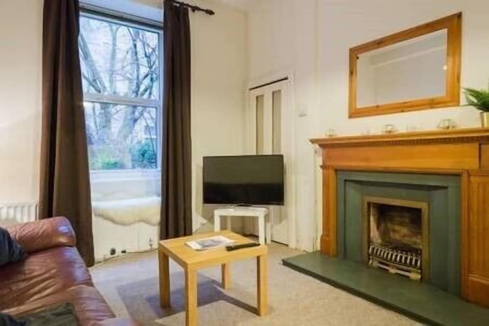 Edina Suites