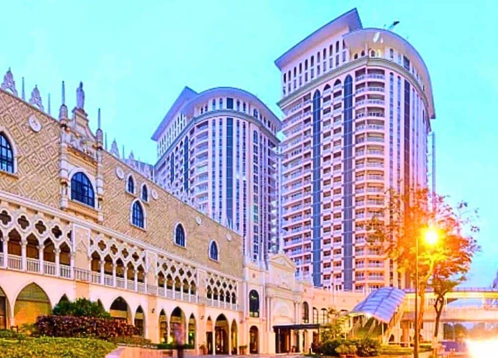 Live Luxury Living at BGC Venice