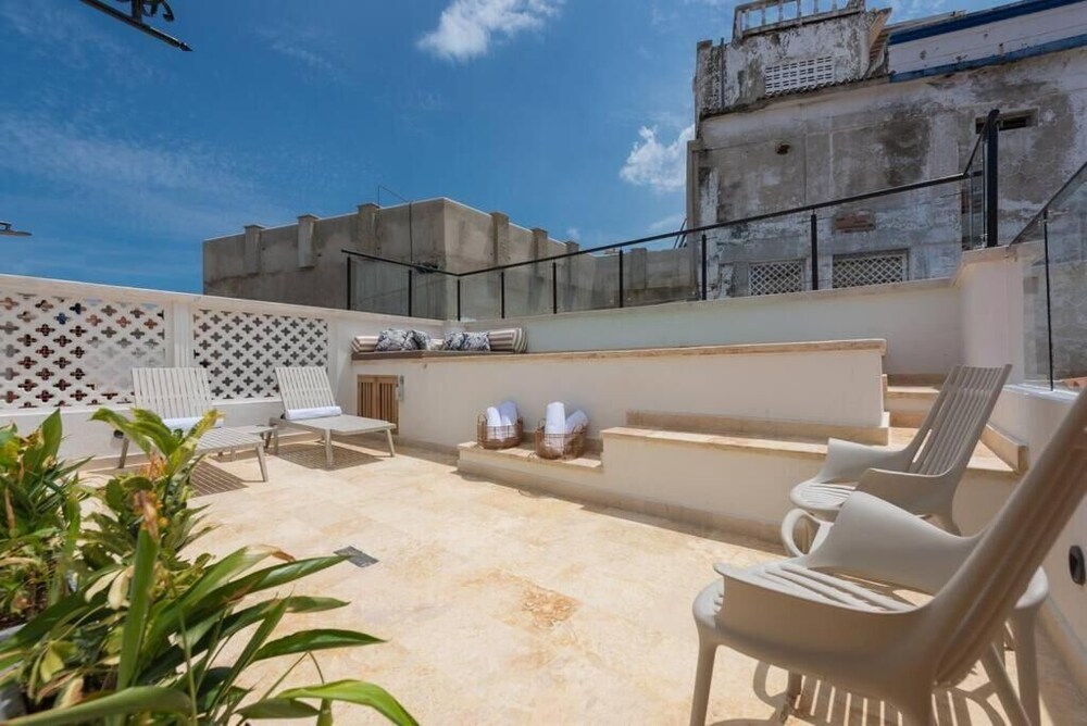Casa Luxor by SOHO