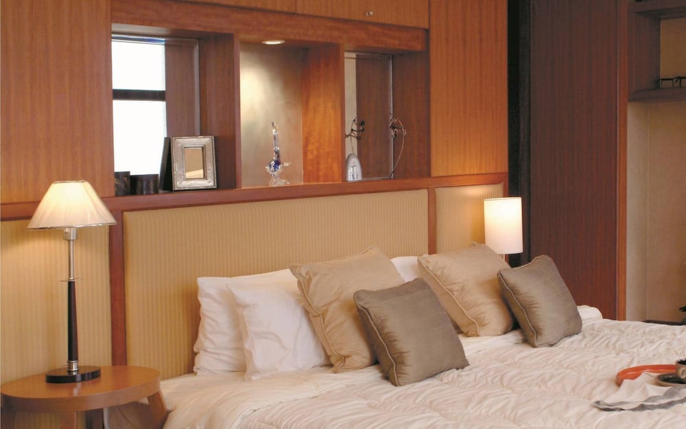 Dalian Asia Pacific Service Apartment - Image 2