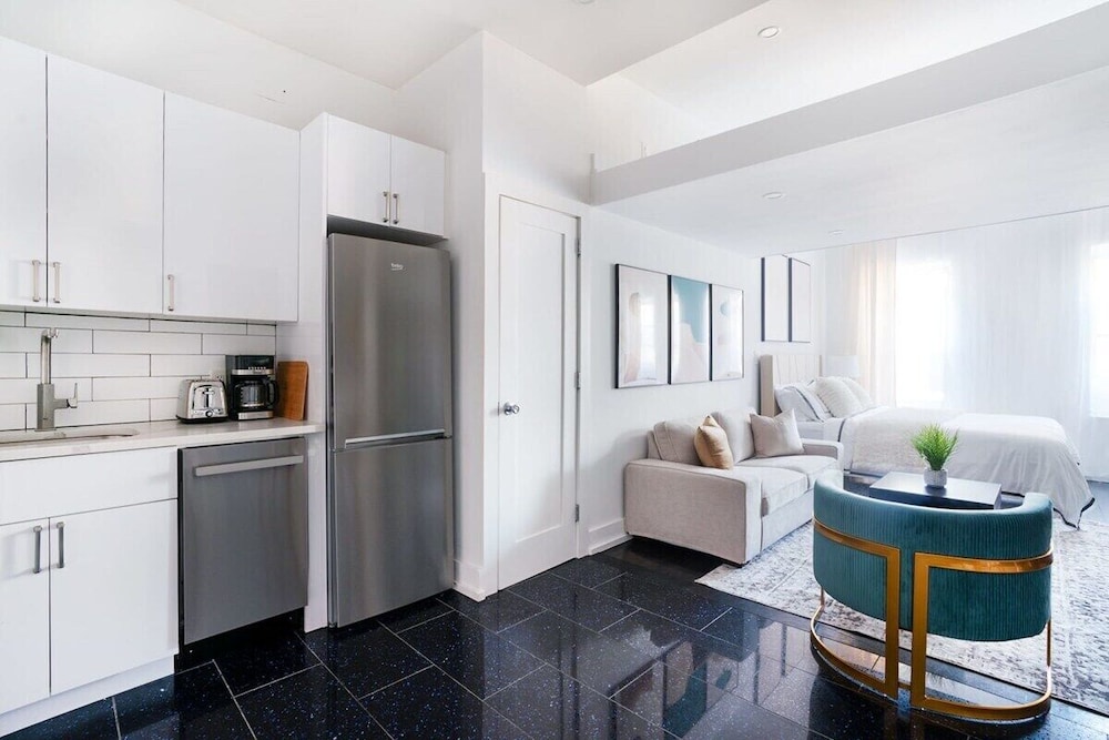444 Midtown Apartments