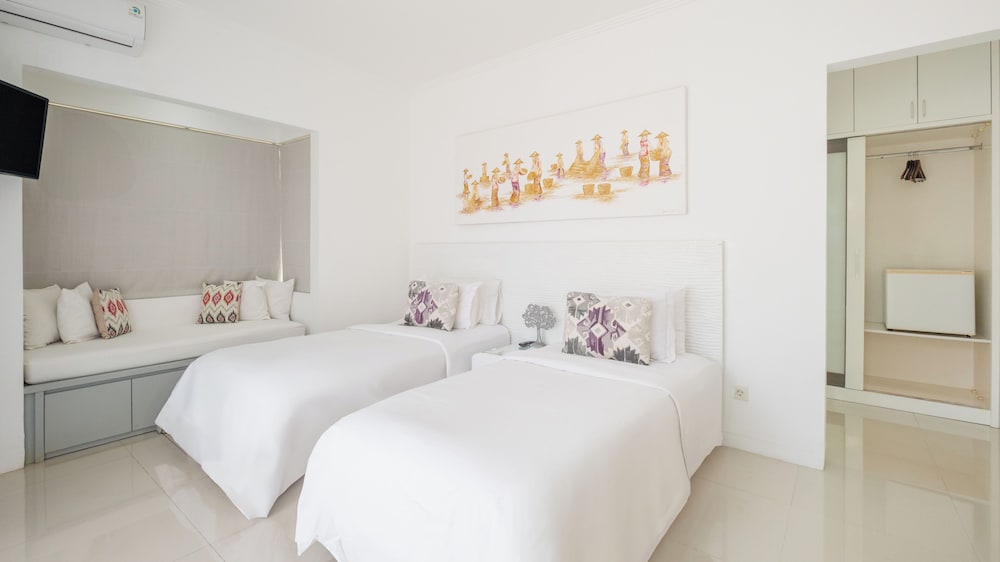 Villa Alun by Villa Finder