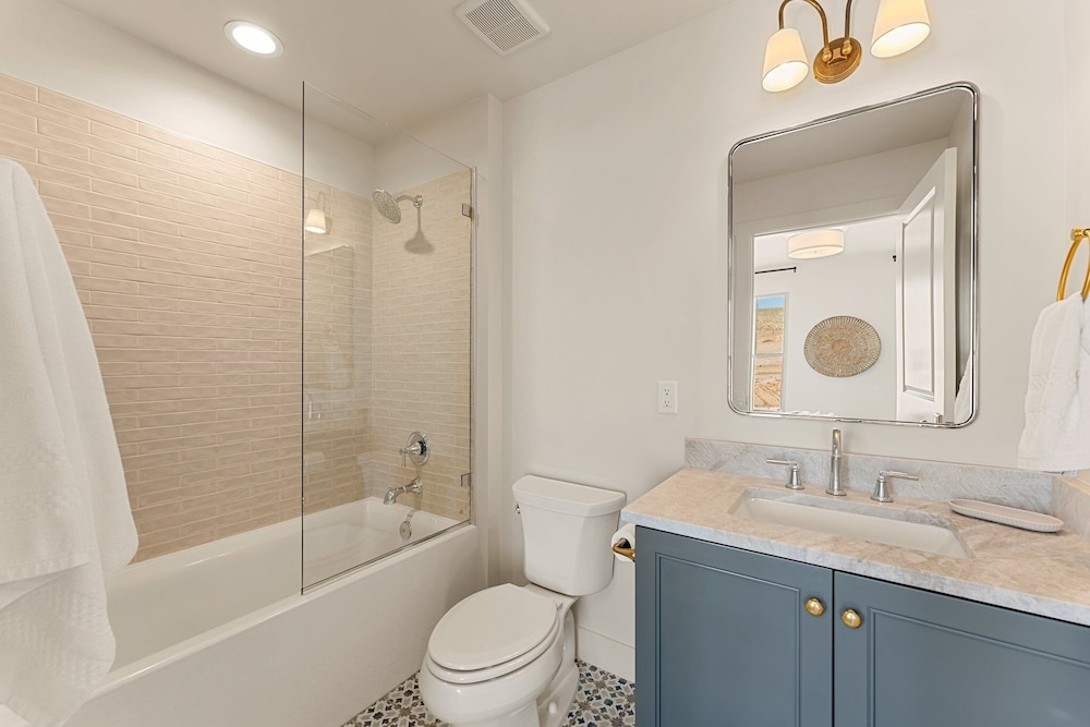 Alys At Desert Color 4 Bedroom Townhouse