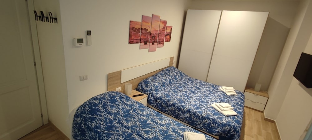 Pisky's Guest House
