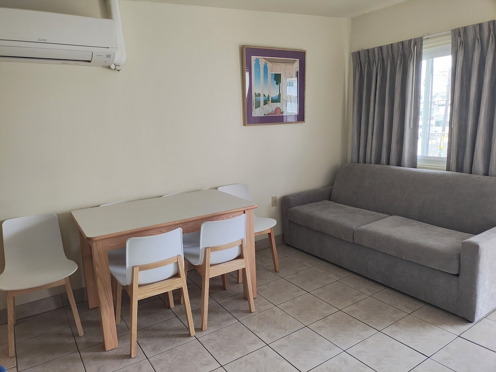 Condor Motel