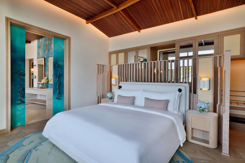 The St. Regis Red Sea Resort 3