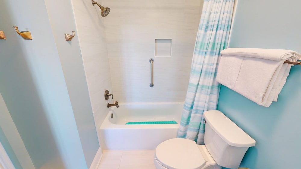 Bay View Villas 3 by Tybee Vacation Rentals