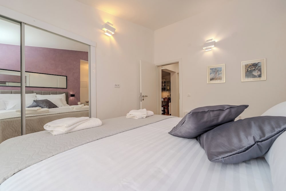 Apartments Grbic