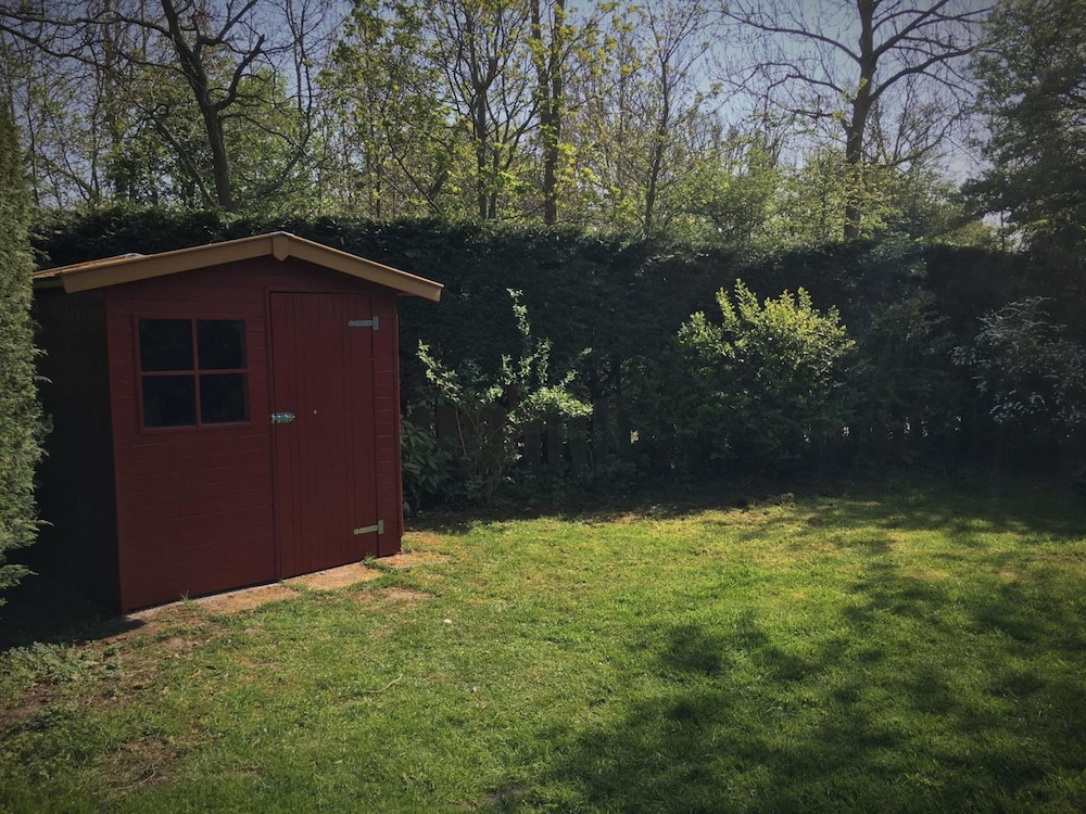Bungalow for 4 People in Wildrijk