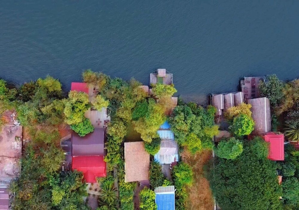 River Nest Hostel