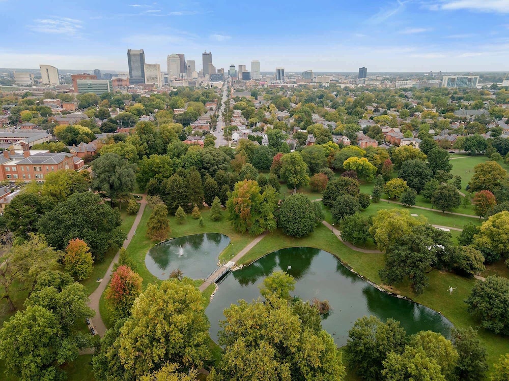 German Charm Suites Sleeps 8! - Image 4