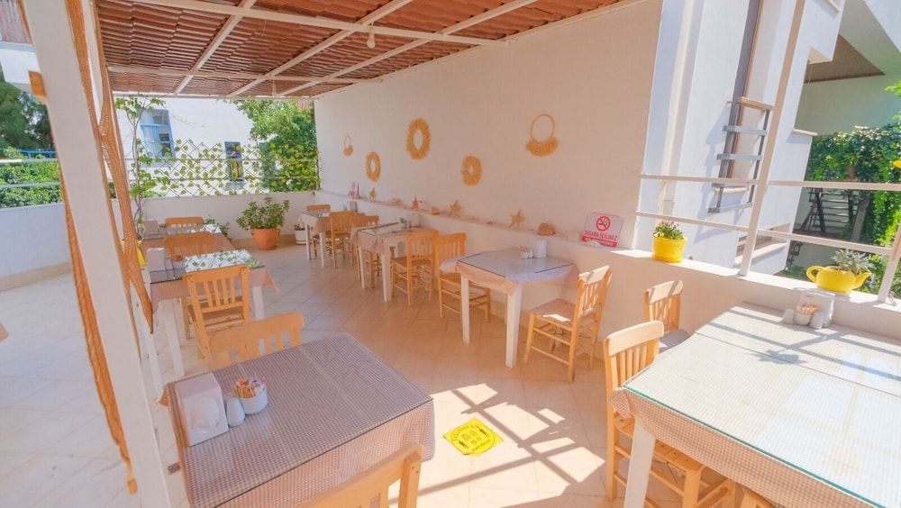 Mimosa Pension