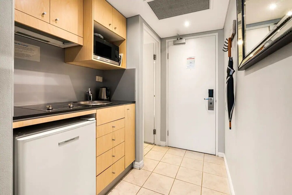 Kozyguru | Haymarket | 2 Bedroom Studio Apartments On George St