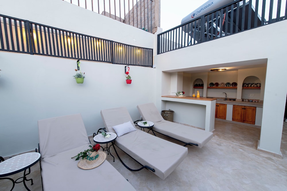 riad dar yousra