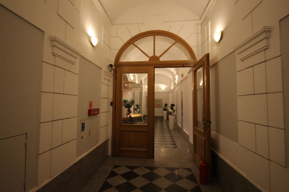 One Lucky Hostel - Old Town