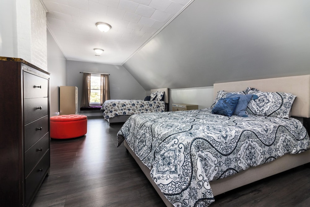 Double House Rental – 11Br Perfect For Big Groups