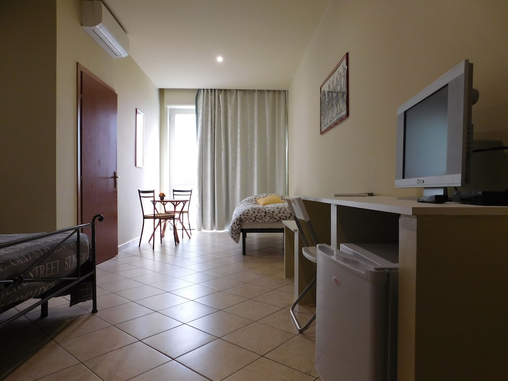 hotel room