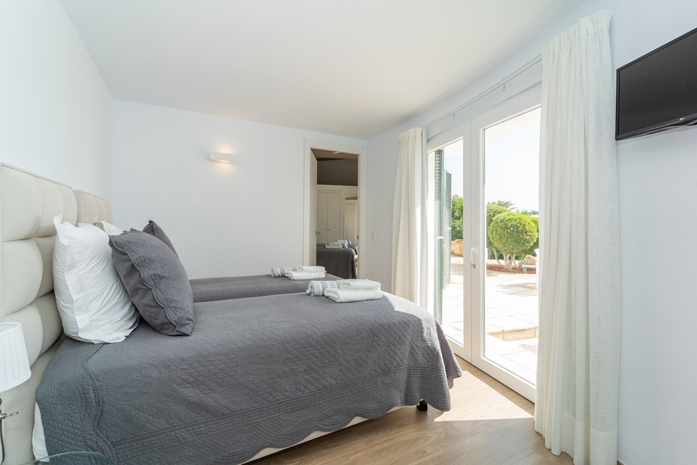 Villa Gaudina - Villa With Private Pool. Free Wifi