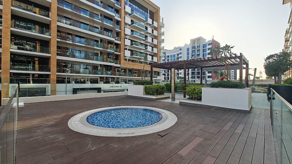 Indulging 1 Bedroom in Azizi Riviera 6