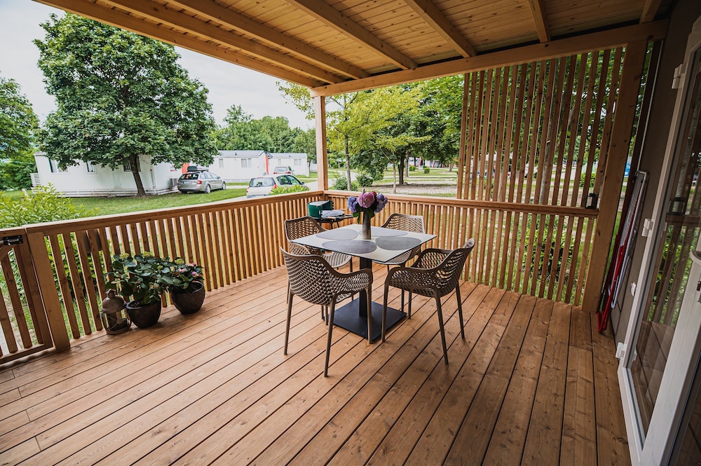 Lake Serenity Premium Mobile Homes With Thermal Riviera Tickets