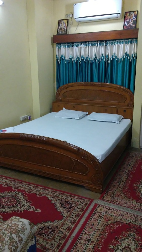 Royal Guest House