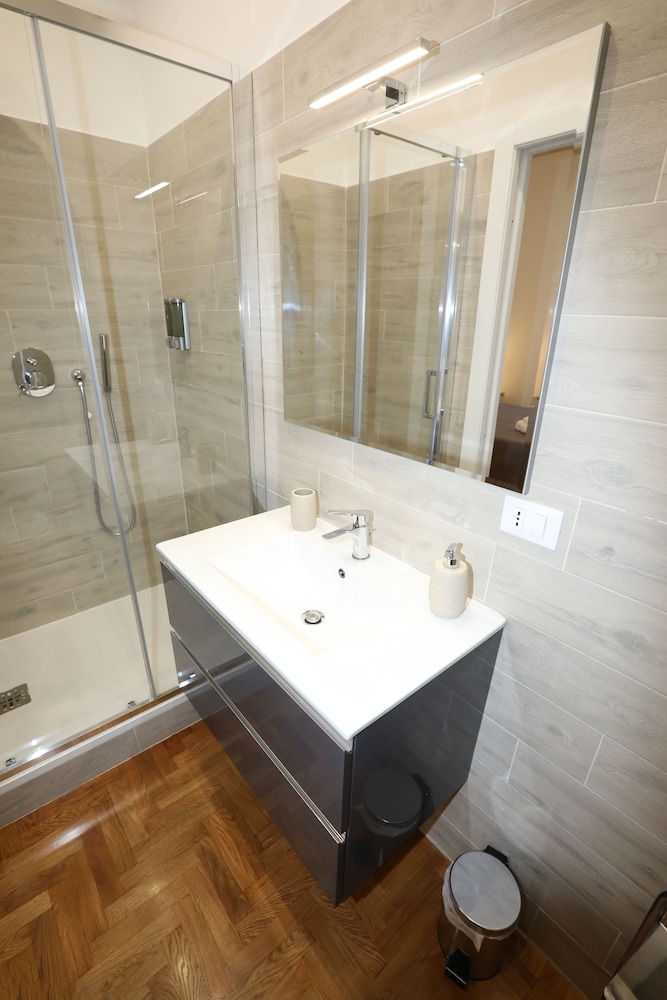Unique Luxury Apartment and Rooms