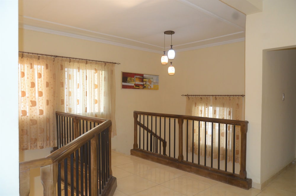 Bojelene Guest House