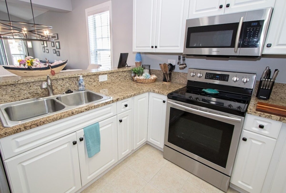 World Tour 104-306a 3 Bedroom Condo