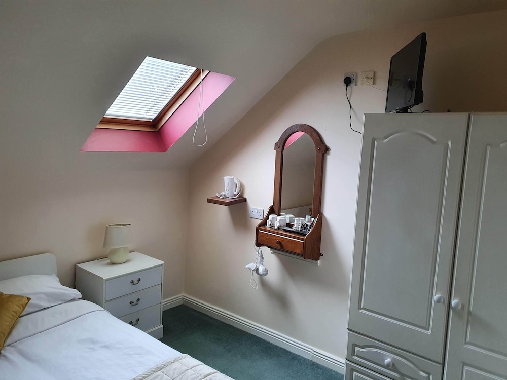 Launard House