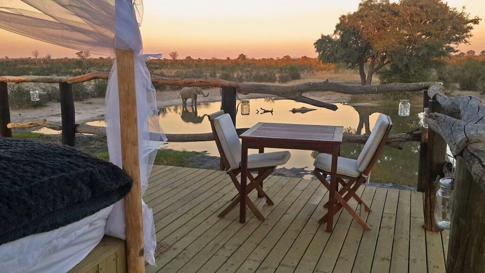 Elephant's Eye, Hwange