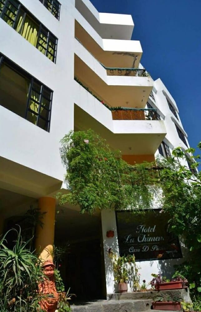 Hotel La Chimenea Casa De Piedad - Image 1