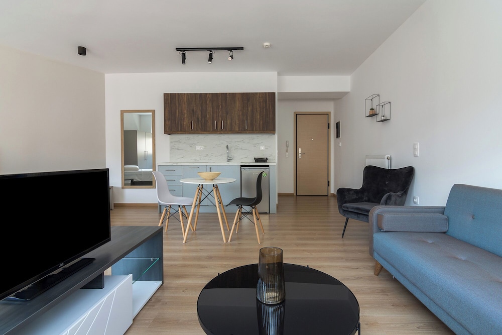 Leochares Lifestyle Apartments
