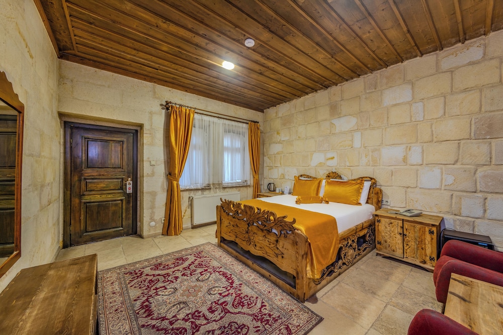 Onur cave cappadocia