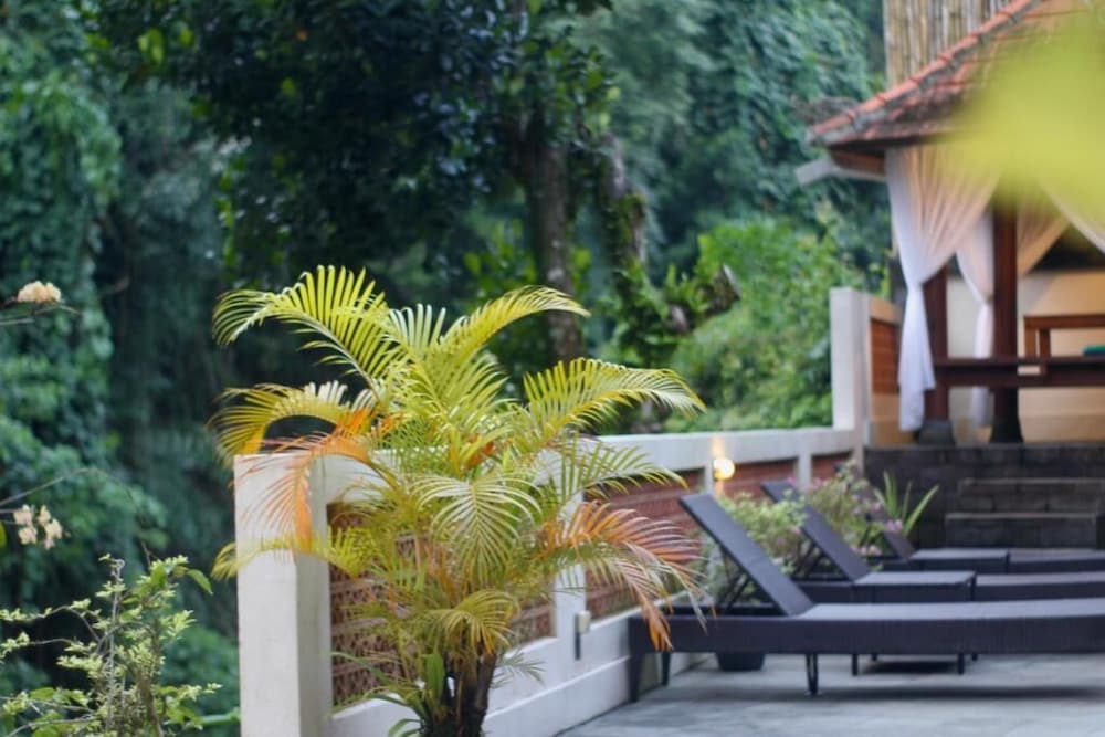 Hanaka Riverside Ubud
