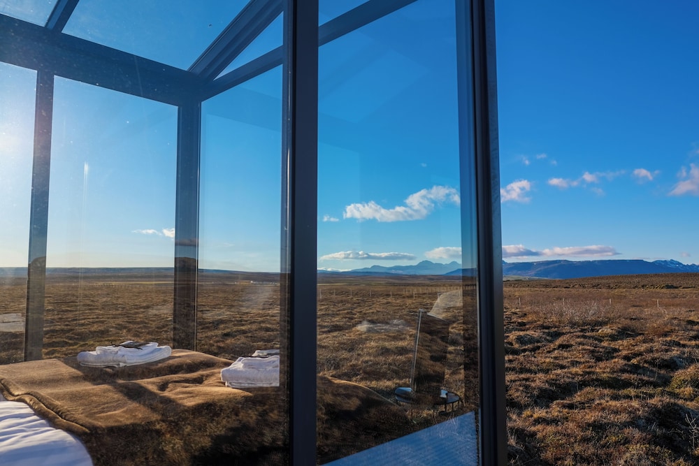 Tiny Glass Lodge