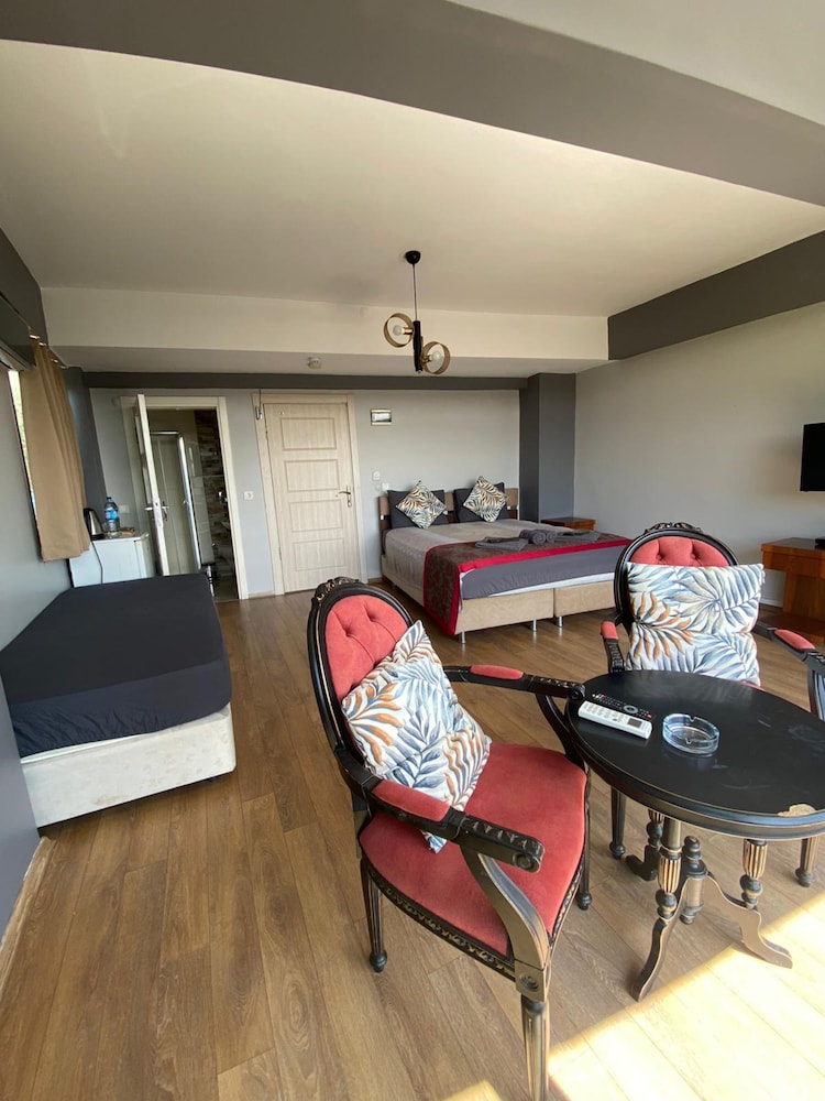 Bude Suit - Image 30