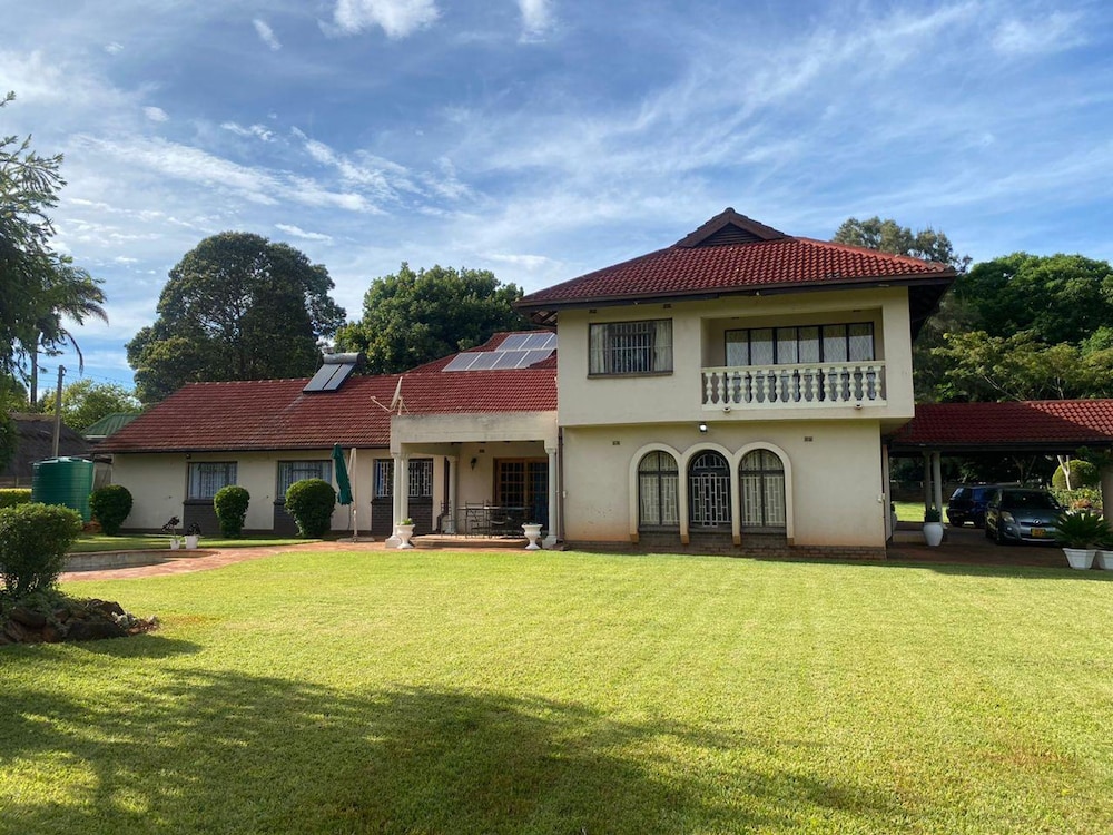 5 bed Villa in the Heart of Vainona - 2282