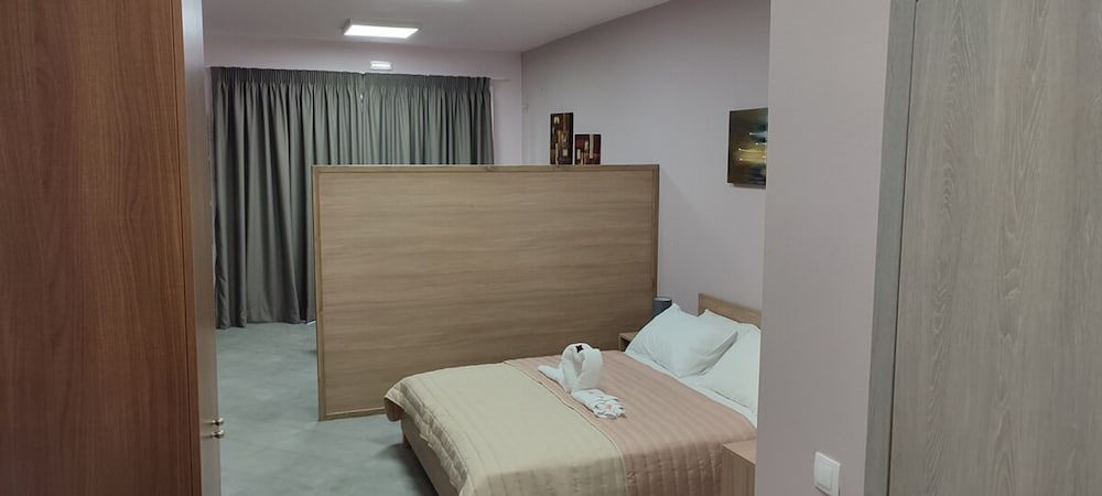 Litinas Beachfront Apartment