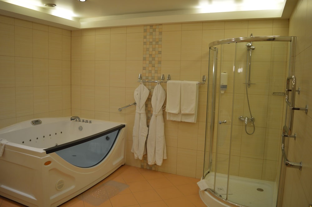 Le Vashoff Hotel