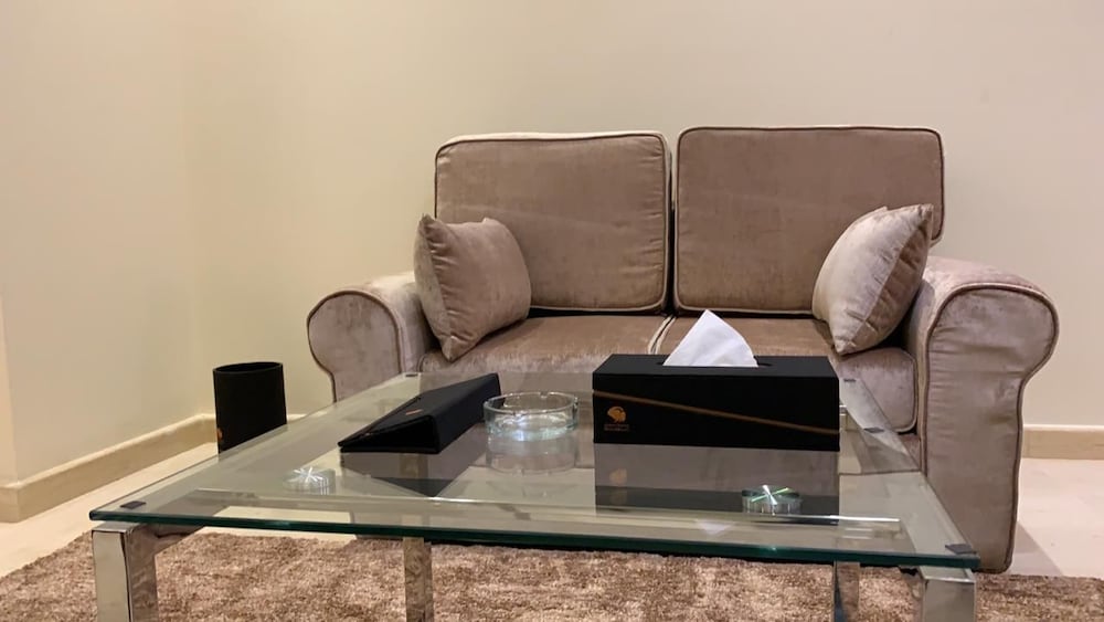 Hotel & Resort Golden Marina Yanbu فندق ومنتجع جولدن مارينا ينبع إدارة وتشغيل شركة منتجع المرسى الذهبي