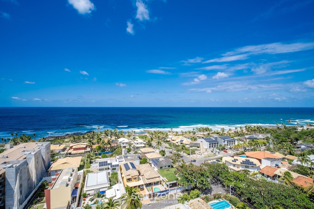 Stay Just Steps From Itapua Beach, With Pool and gym - RGF