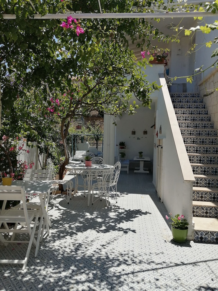 Defne Ev Otel - Image 42