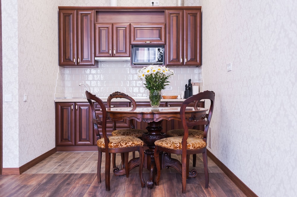 ASAO Apartments Walking Center Zone